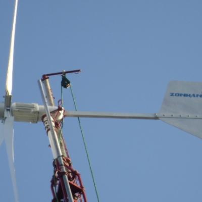 2KW风力发电机安装在多米尼加