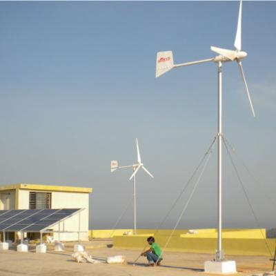 Système hybride éolien/PV de 1 kW